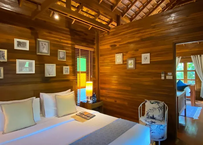 Nan Seasons Boutique Resort