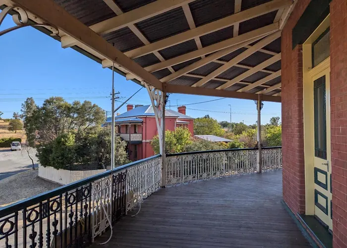 Historic Star Lodge Narrandera