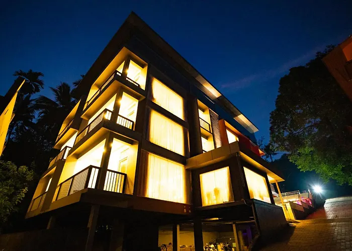 Bluemist Resorts Athirappilly