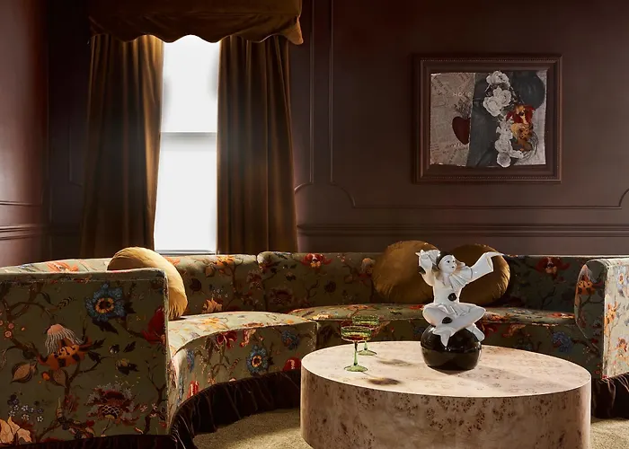 Hotel Julie Stratford