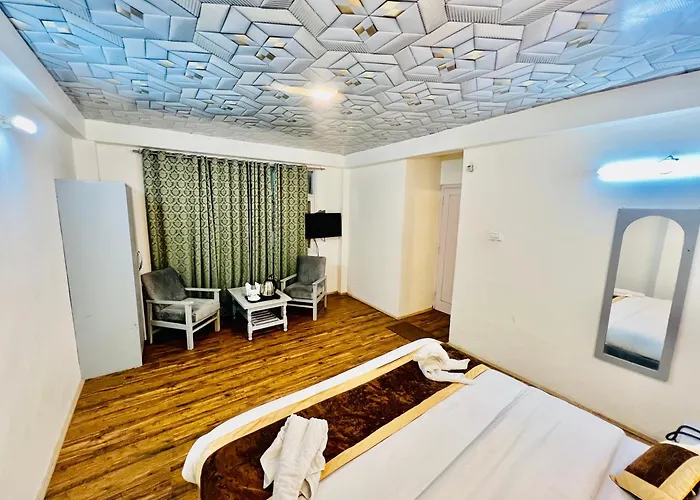 White Rose Hotel By #Link Way Manali 