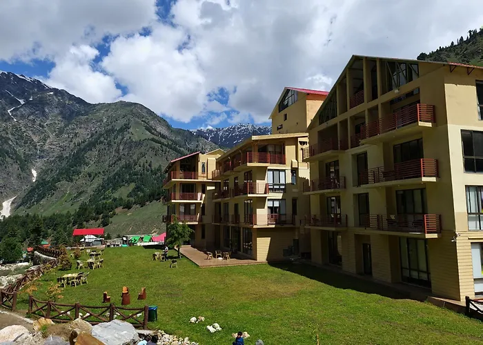 The Sarai, Naran Hotel