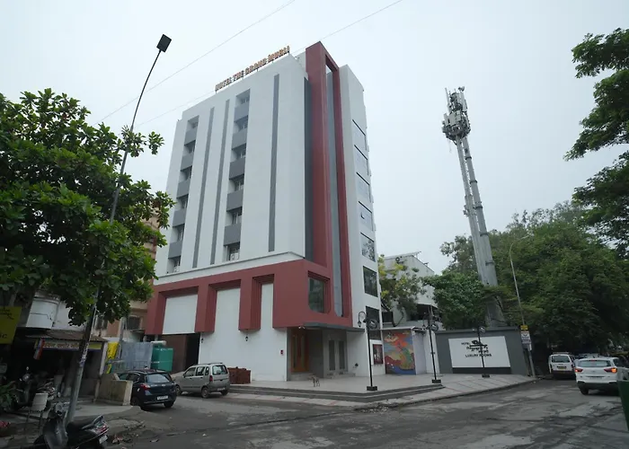 The Grand Murli Hotel, City Light Road, Surat