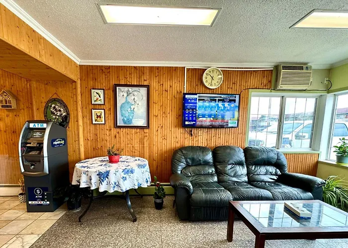 Silver Crest Lodge Grande Prairie