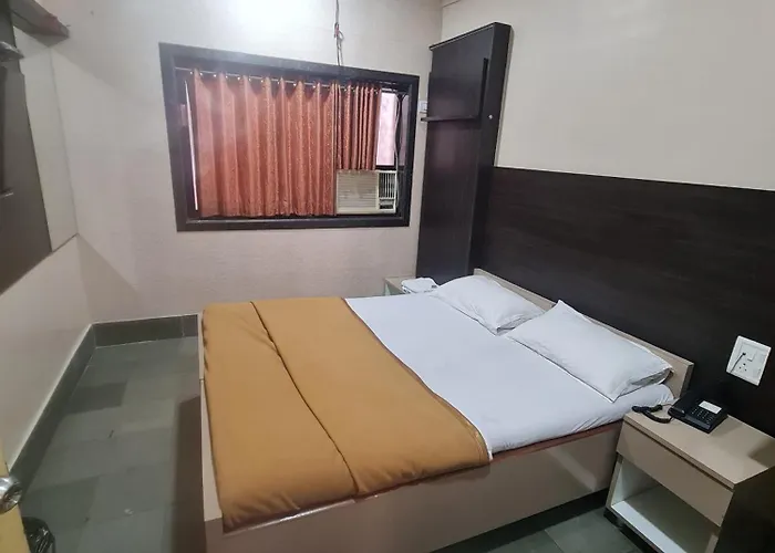 Hotel Sharda Mumbai