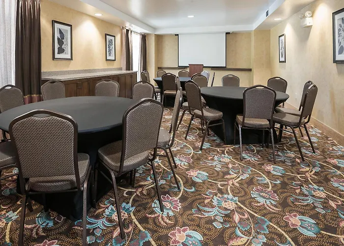 Mainstay Suites Phoenix North