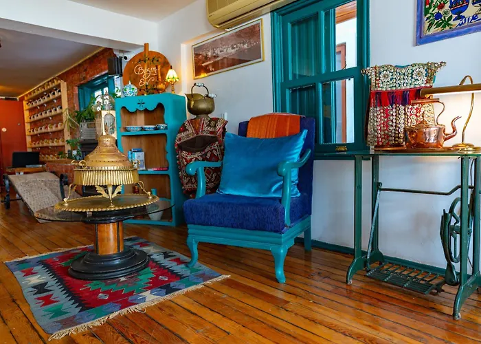 Old Trading House Otel Kalkan