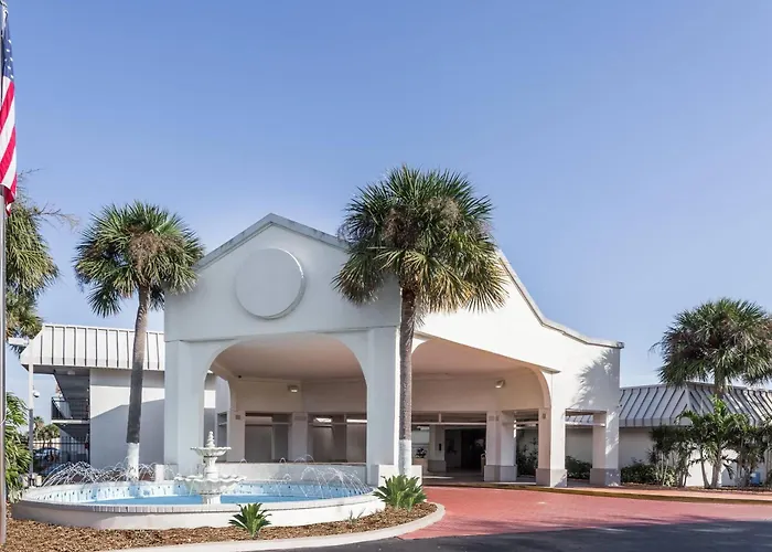 Days Inn By Wyndham St. Petersburg / Tampa Bay Area Pinellas Park