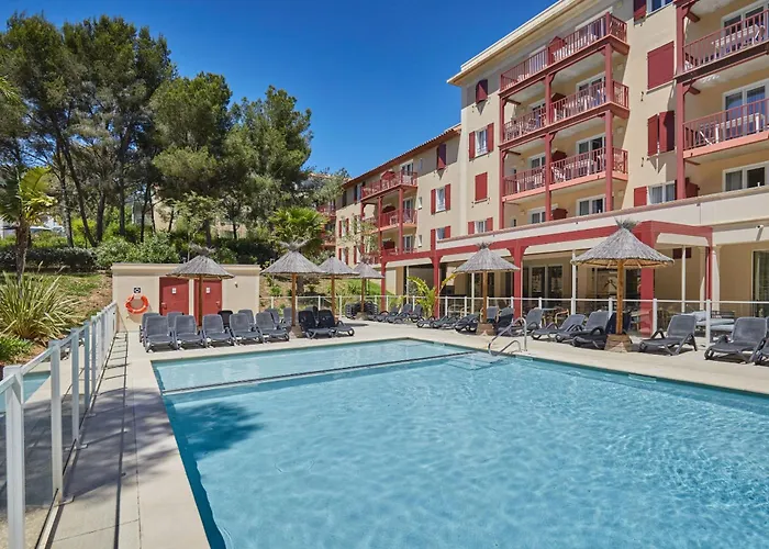 Odalys Résidence et Spa Les Canissons Cavalaire-sur-Mer
