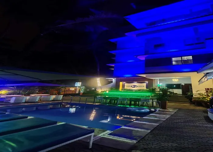 Fabhotel K7 Trends - Nr Calangute Beach