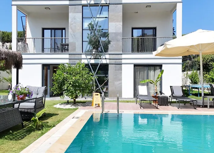 Ruwais Hotel Çeşme