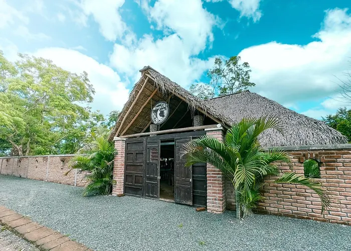Monoloko Lodge Popoyo