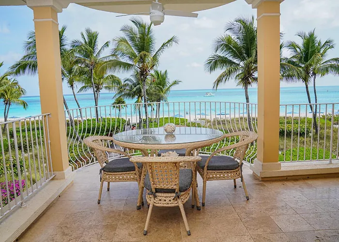 Villa Renaissance Unit 205 Grace Bay Beach
