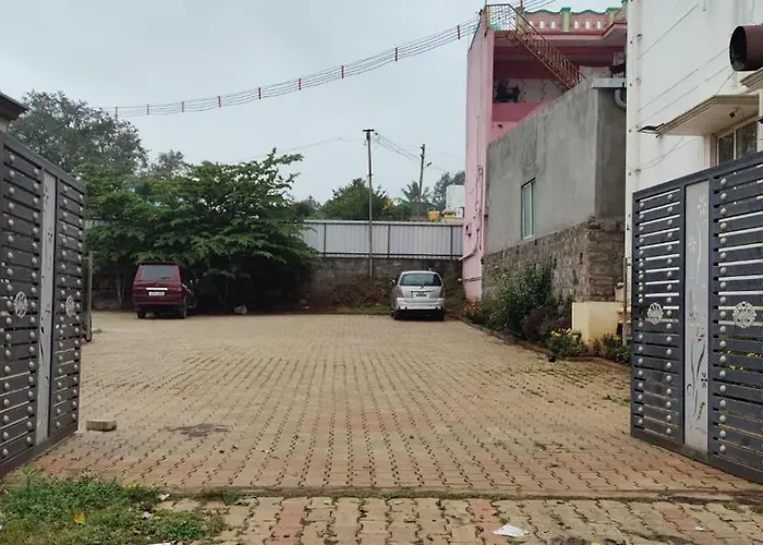Giri Nandhana Residency Yelagiri