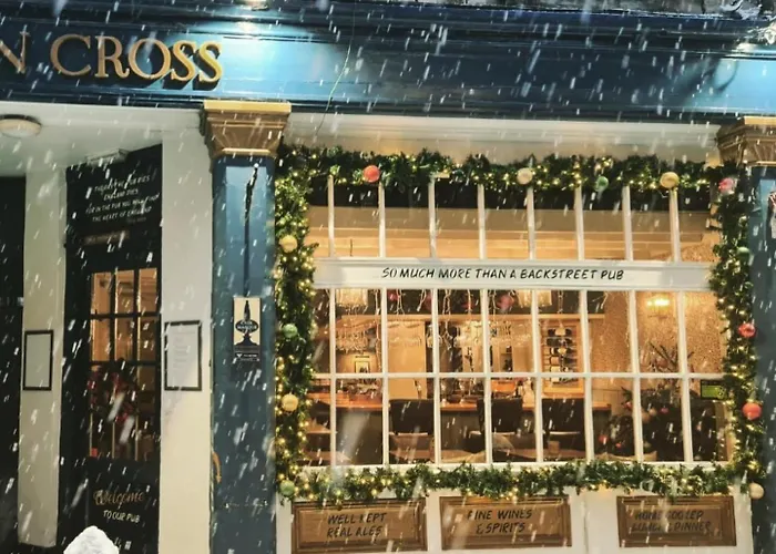 The Golden Cross Hotel Cirencester