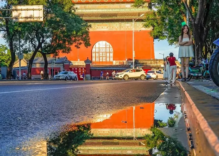 The East Hotel--The Forbidden City,Beijing Drum Tower ,Experience The Historic Hutongs Of Old Beijing,Near The Subway St Ation