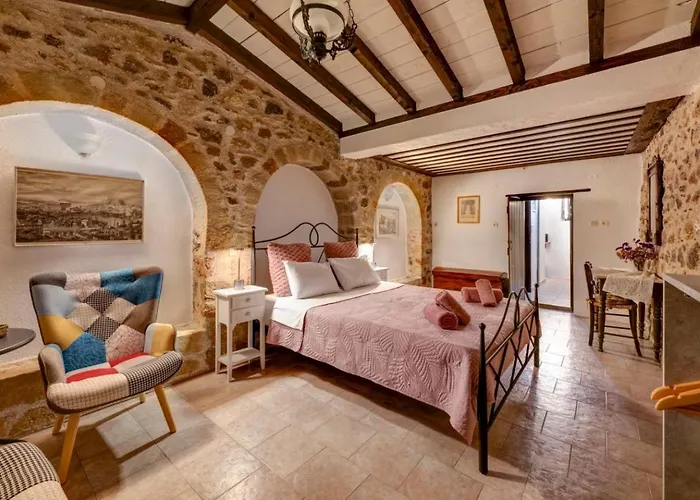 Pablito House-Seaview Monemvasia Nests