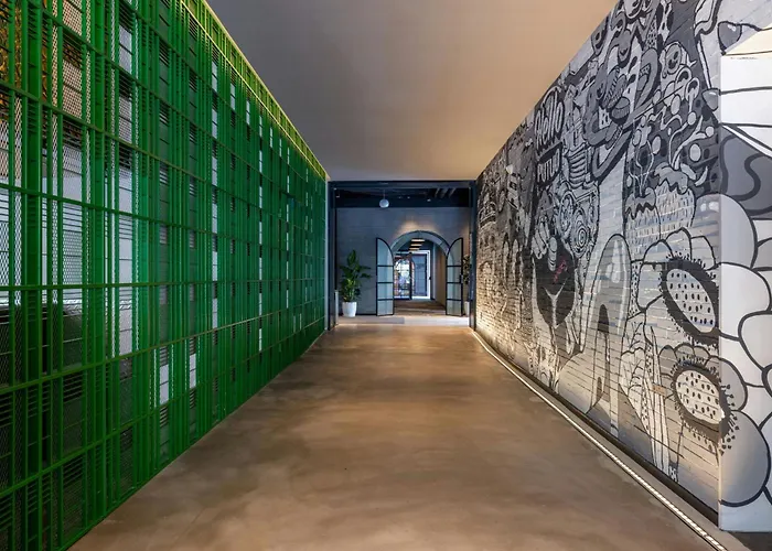 Moxy Shanghai Putuo