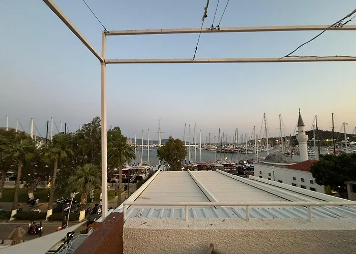 Tosunpasa Hookah Lounge Kafe Restroran Ve Turizm Otelcilik Bodrum