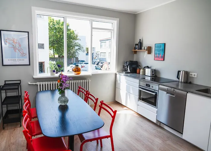 Reykjavik Rainbow Guesthouse