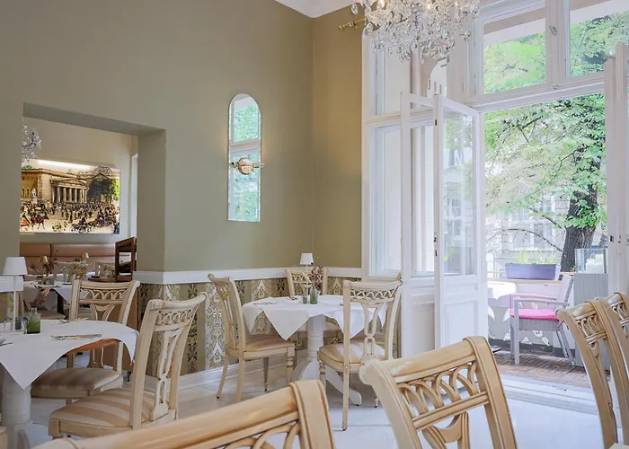 Hotel Augusta Am Kurfuerstendamm Берлін