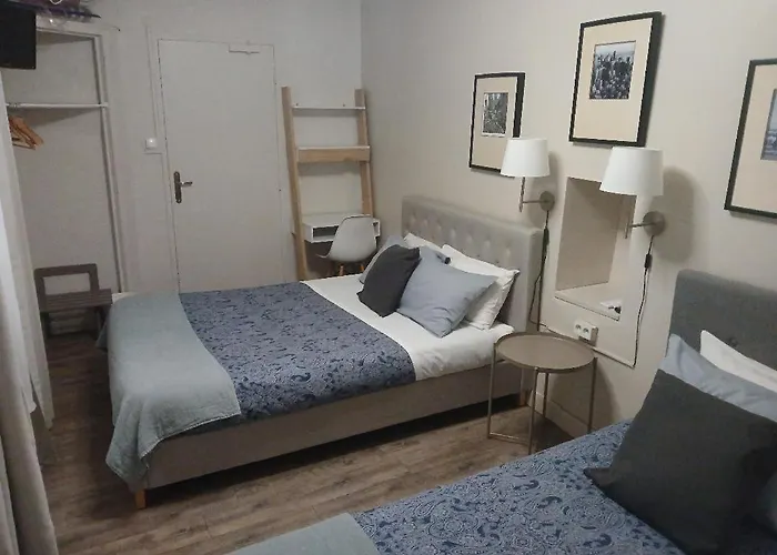 Hotel Saint Florent Orange 