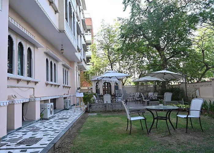Om Niwas Suite Hotel Jaipur