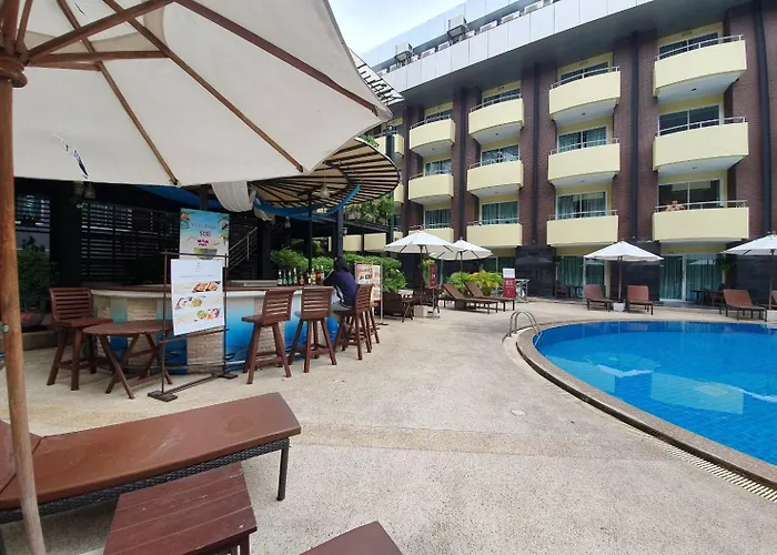 Baron Beach Hotel Pattaya