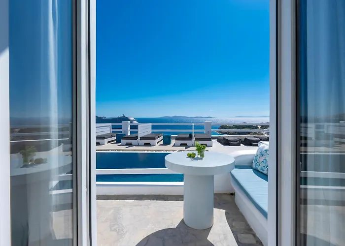Flaskos Luxury Suites Agios Stefanos 