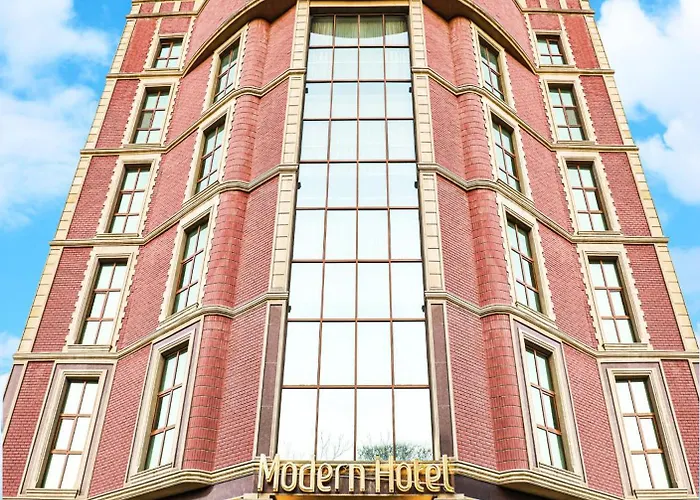 Modern Hotel Bakü
