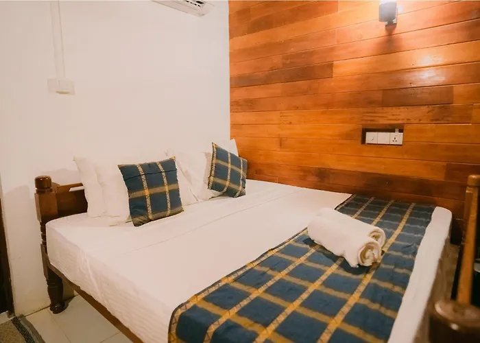Coral Beach Hotel Mirissa