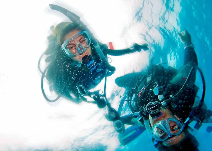 Chindonan Dive And Beach Resort Coron