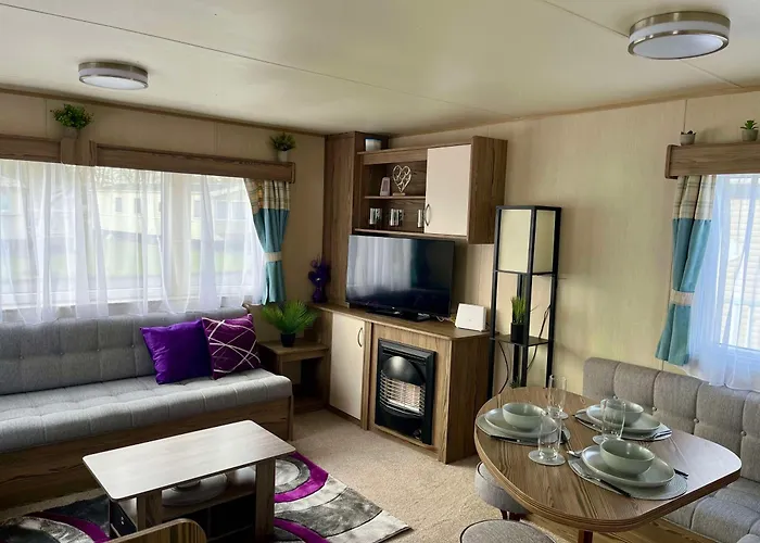 275 - Butlins Skegness, Pet Friendly And Wifi - Meadow Lakes Caravan & Lodge Hire Ingoldmells
