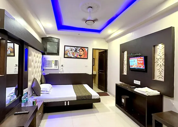 Peace Point Family Hotel By Akj New Delhi