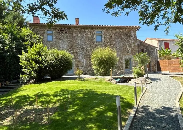 Bed and Breakfast Le Logis du Petit Lay à Les Herbiers