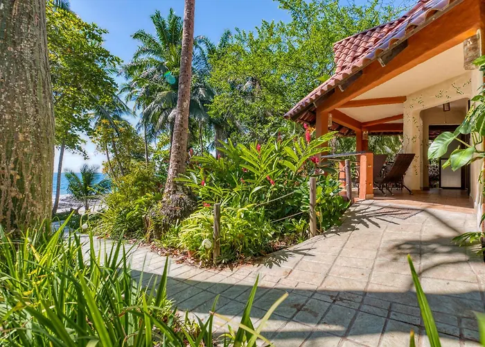 Ylang Ylang Beach Resort Montezuma