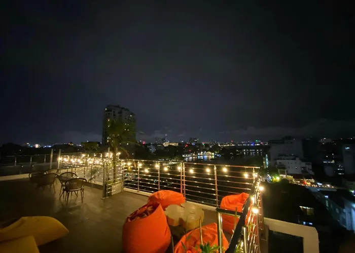 Paradise Premium Hotel And Spa Hanói