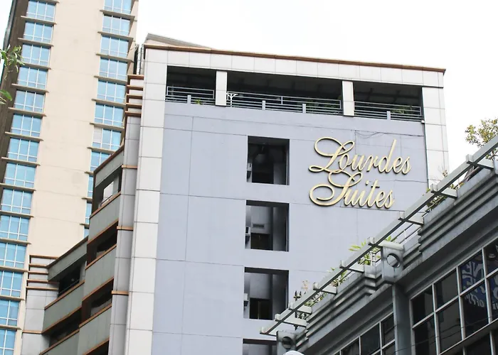 Lourdes Family Suites Makati Powered By Cocotel Makati City