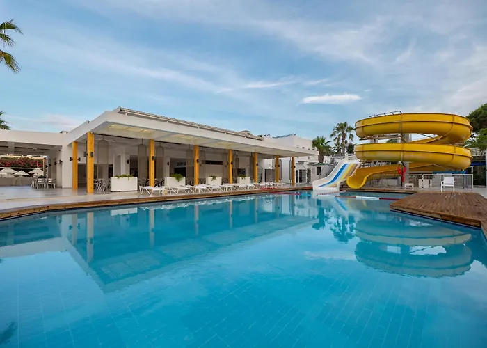 Petunya Beach Resort Ortakent