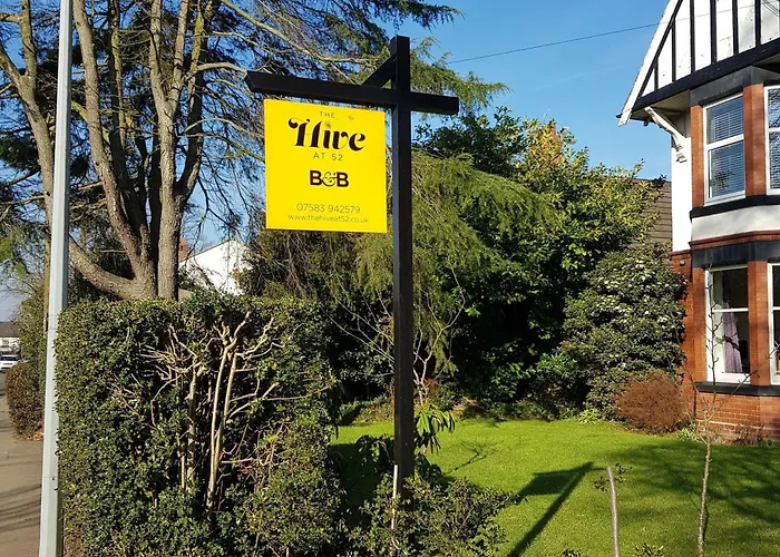 The Hive At 52 Bed & Breakfast Northwich