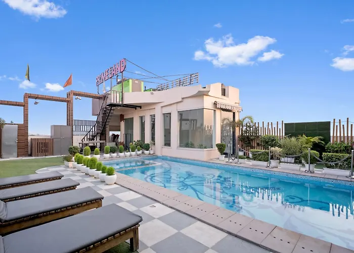 Prime Land Hotel Varanasi