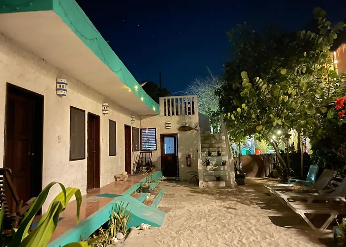 Casa Victor Avila Isla Holbox