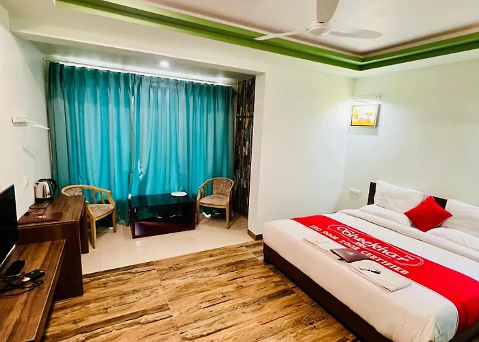 Hotel Raj Shikhar Ujjain