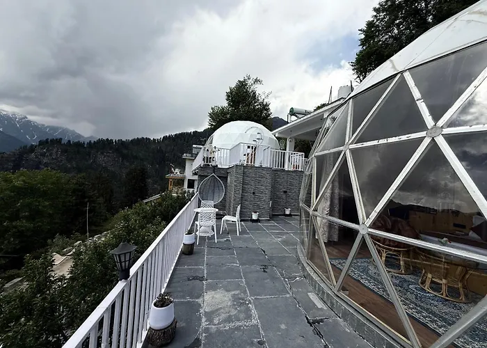 Dream Hamta Cafe & Glamps Hotel Manali 