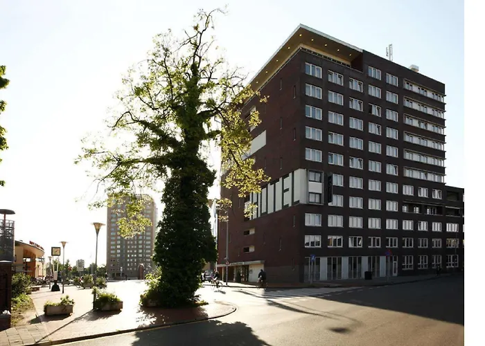 NH Groningen Hotel