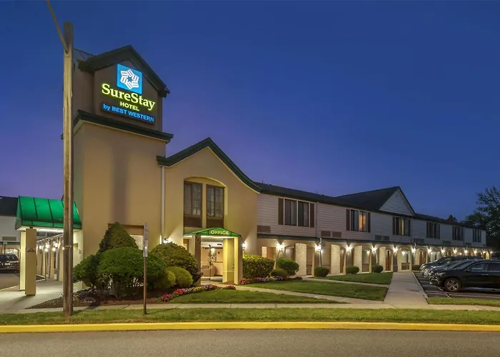 Surestay Hotel By Best Western East Brunswick