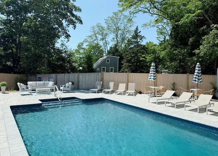 The Seagrove Suites & Guest Rooms Eastham