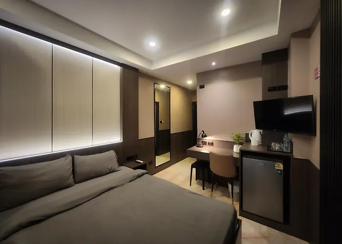 แม็กซ์ เรสซิเดนซ์ Hotel Pattaya