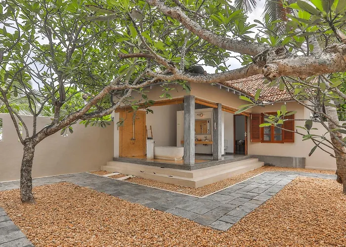 The Frangipani Tree By Edwards Collection - Thalpe Hotel Unawatuna