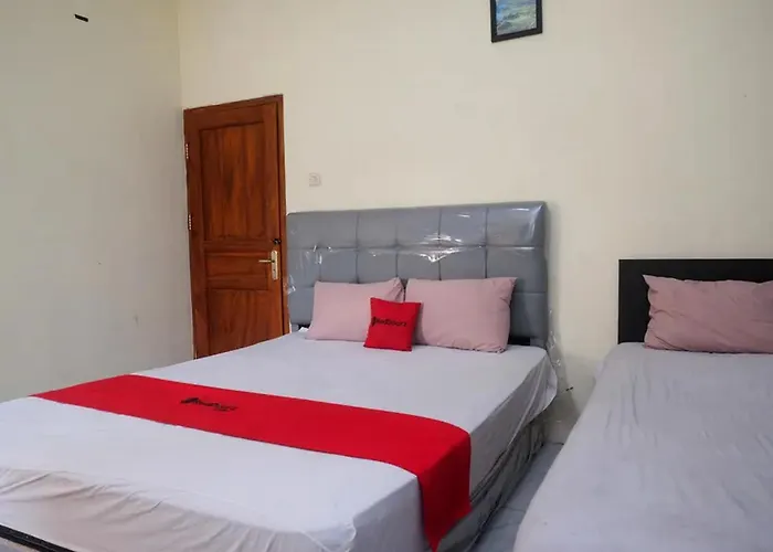 Reddoorz At Golden Inn Tugu Yogyakarta